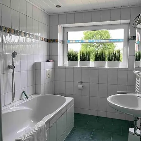 Hafenfewo - Urlaub Direkt Am Wasser Apartamento Weener