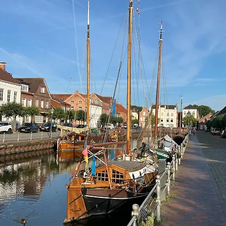 Hafenfewo - Urlaub Direkt Am Wasser