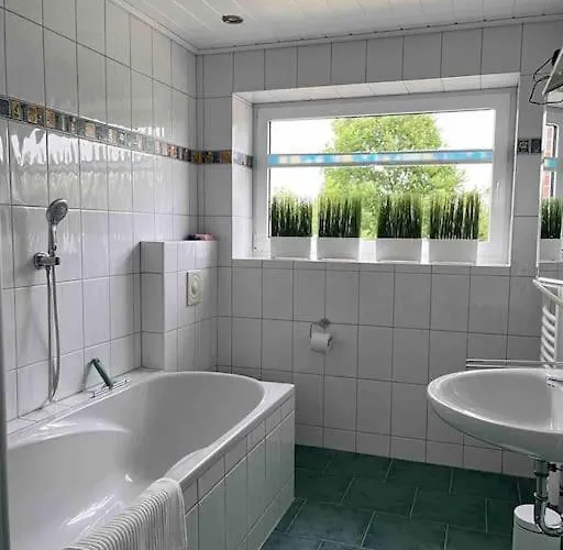 Hafenfewo - Urlaub Direkt Am Wasser Appartement Weener