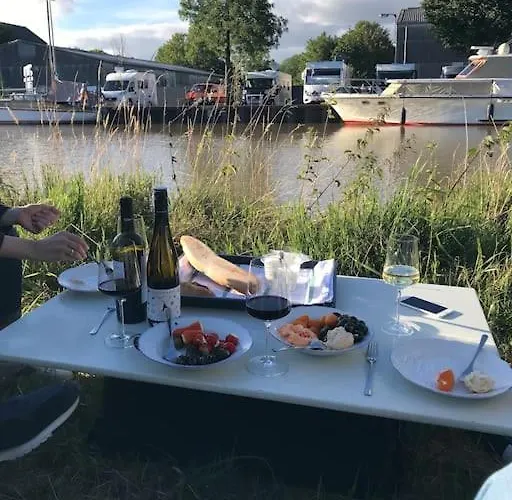 Hafenfewo - Urlaub Direkt Am Wasser *